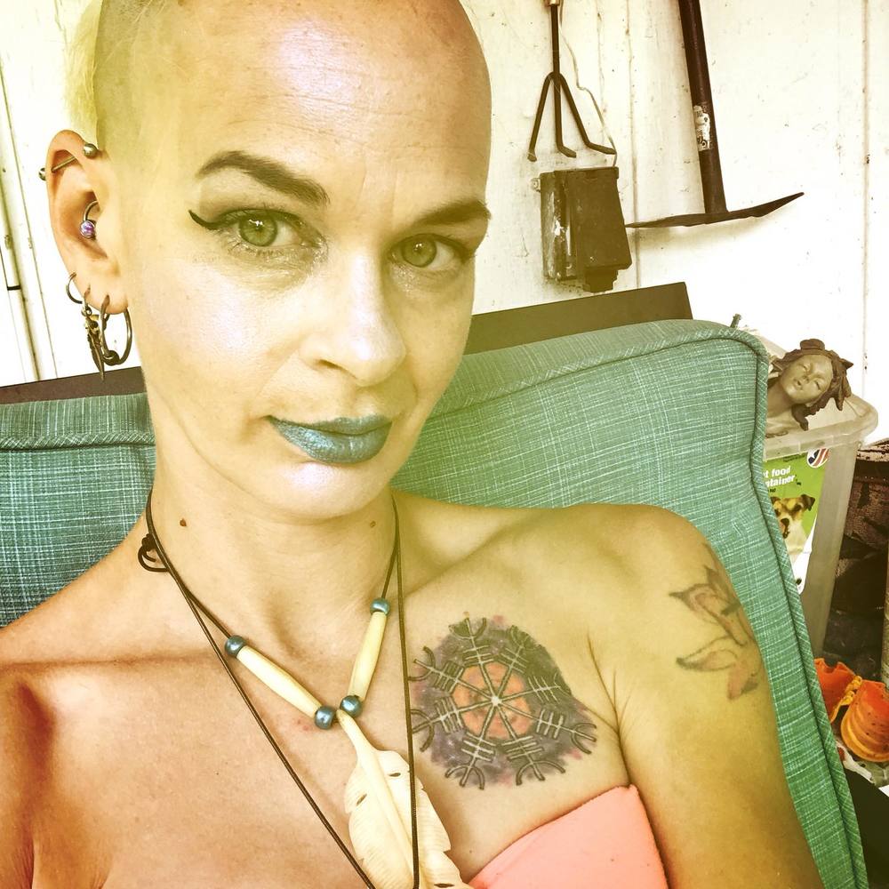 Meet your Posher, Jen